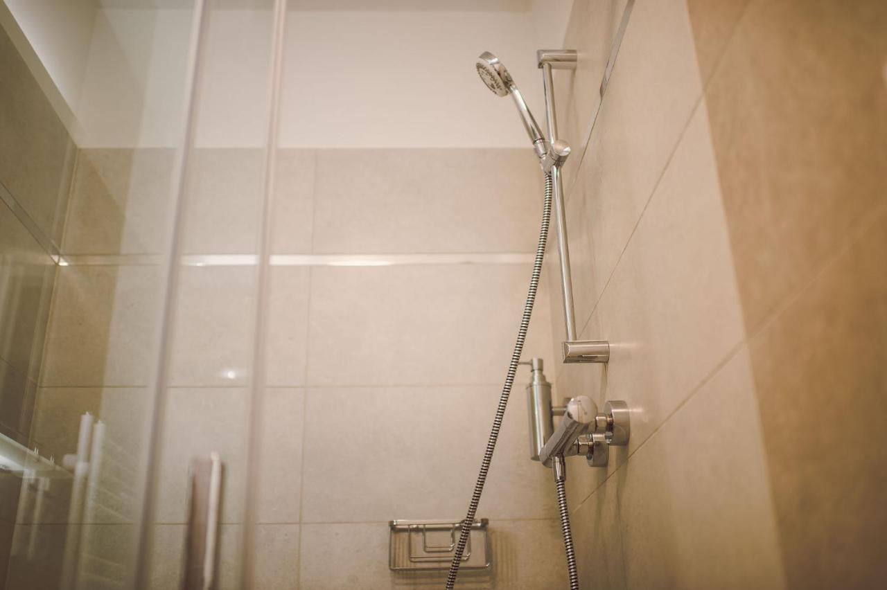 Deluxe Double Room,757072999:JPEG